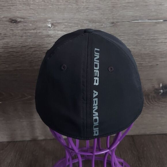 Under Armour Black Clasic Fit Fitted Hat S/M - Picture 4 of 6